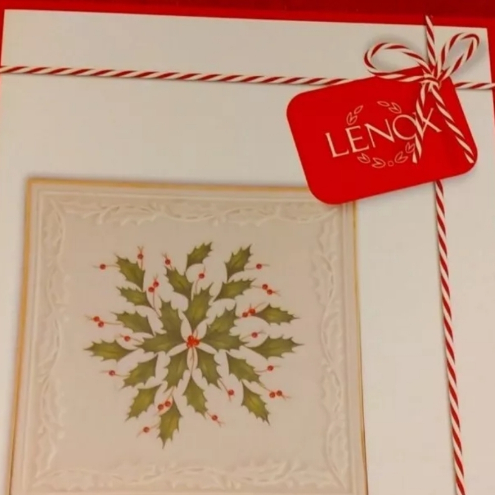 Lenox Christmas Holly trivet, NEW - Picture 3 of 7